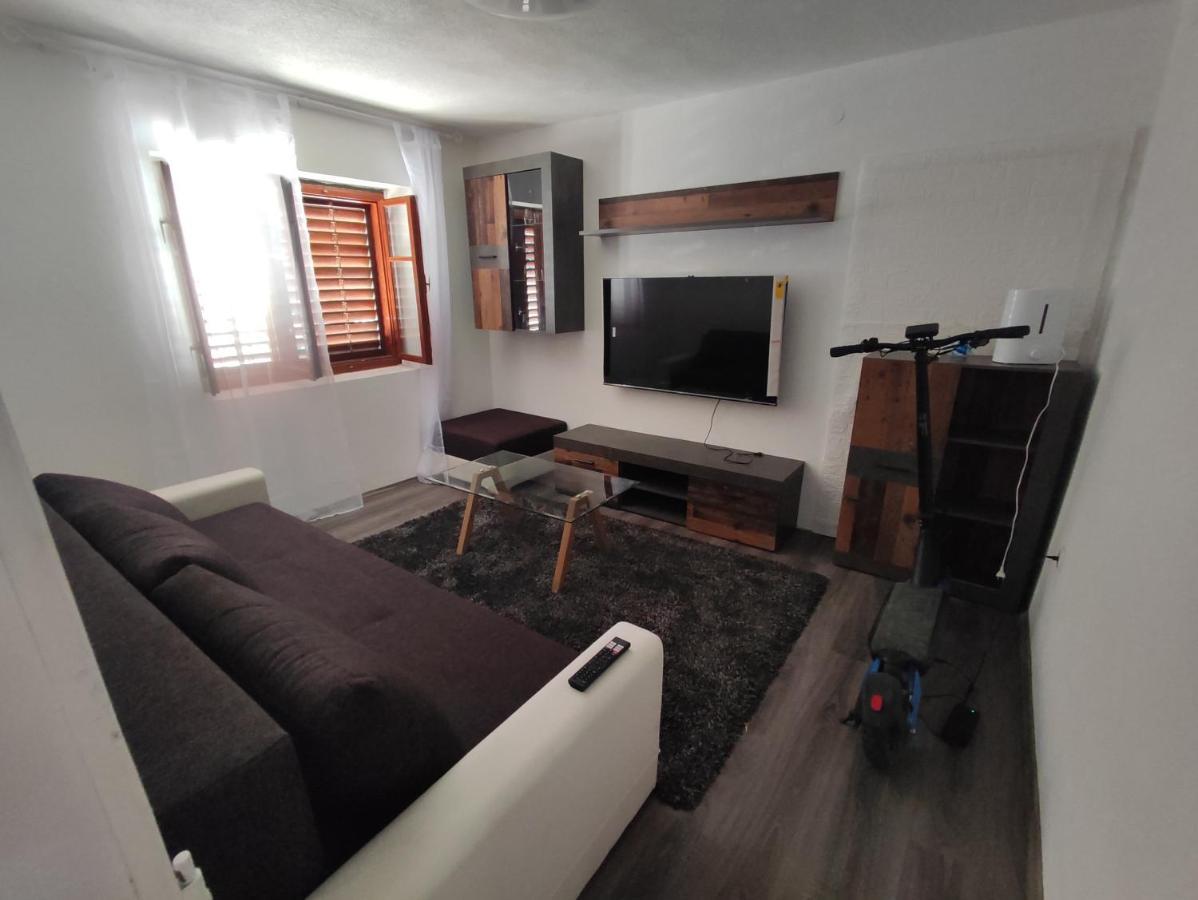 Apartman Selce Exterior photo